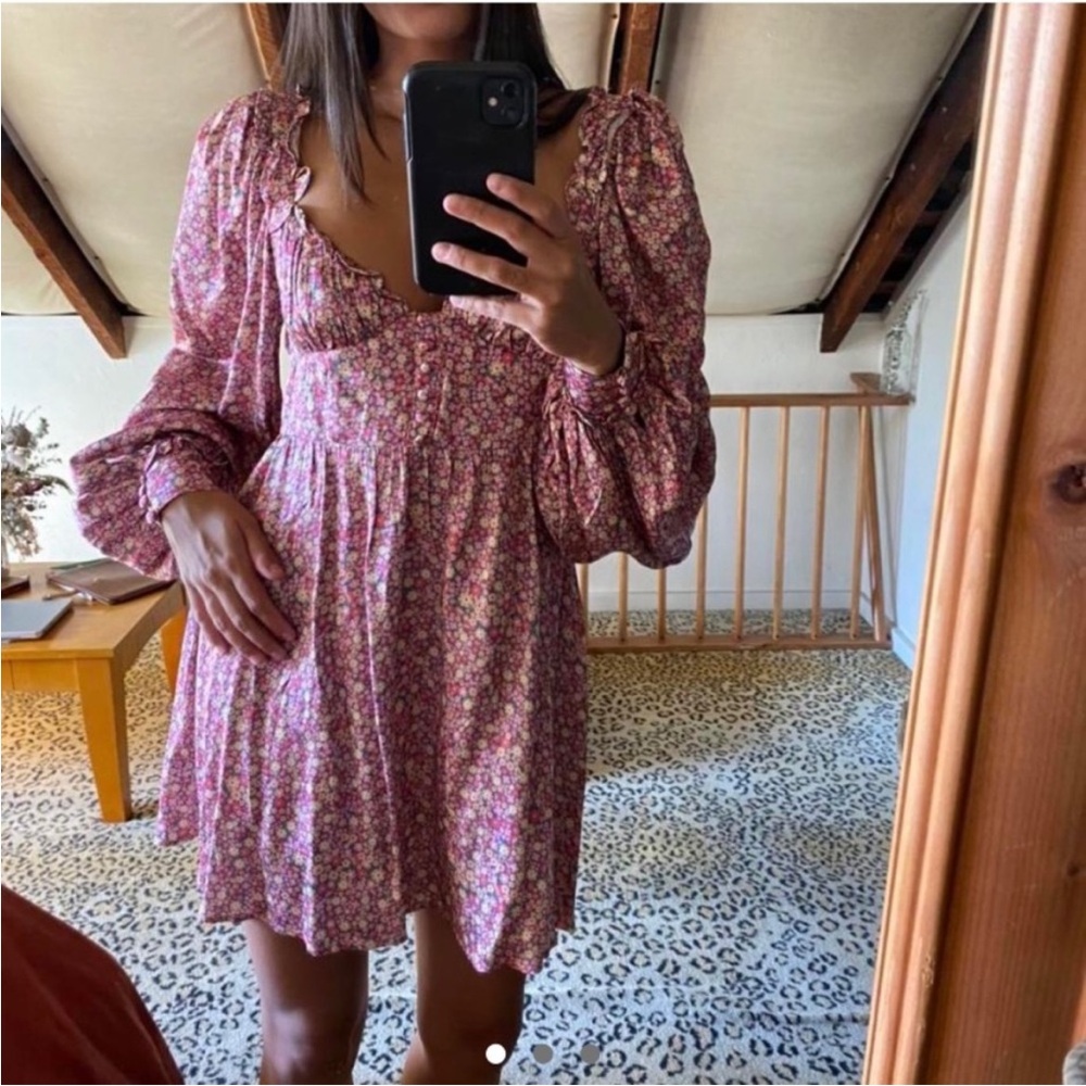 NWT for love and lemons Floral Pink Dress with Puff Sleeves